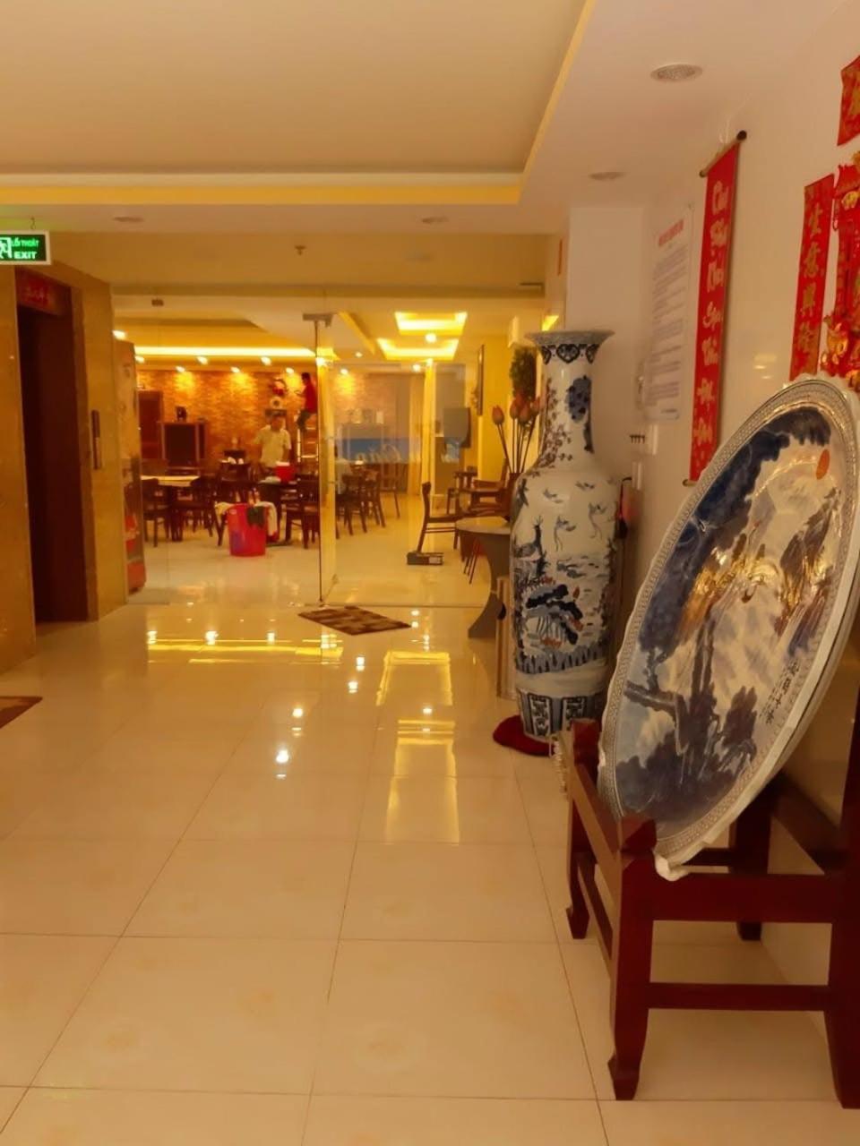 Khach San Ngu Long Hai Виньлонг Экстерьер фото