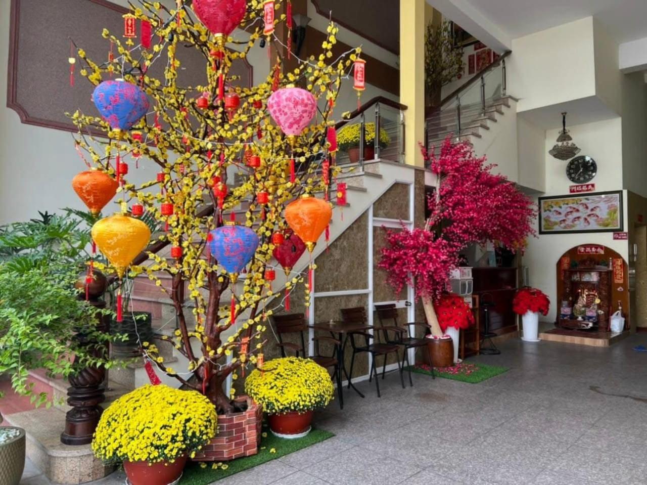 Khach San Ngu Long Hai Виньлонг Экстерьер фото